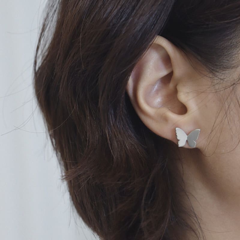M.atur Like Butterfly Earring 02
