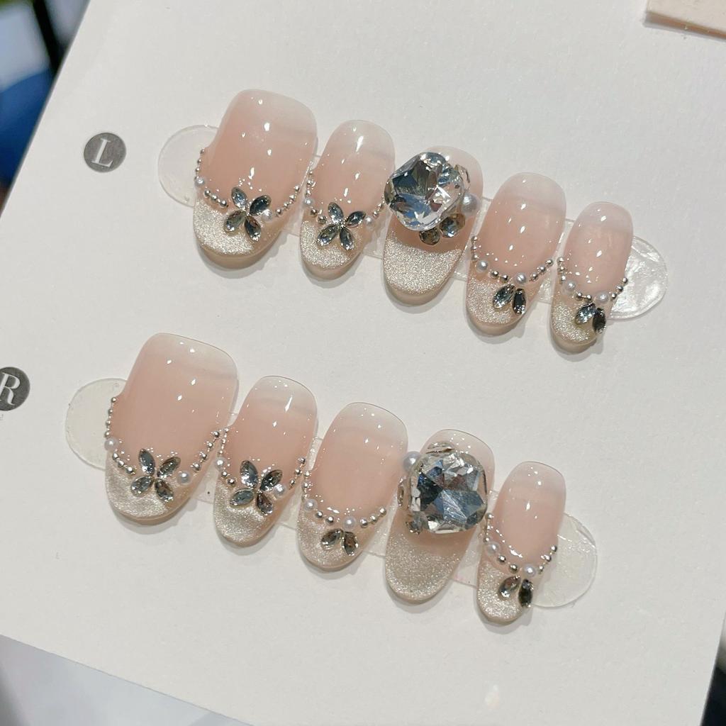 10Pcs Cute Cat Eye Almond Fake Nails Blue Shiny With Small Rhinestones Nude Short Oval Finished Artificial Manicure