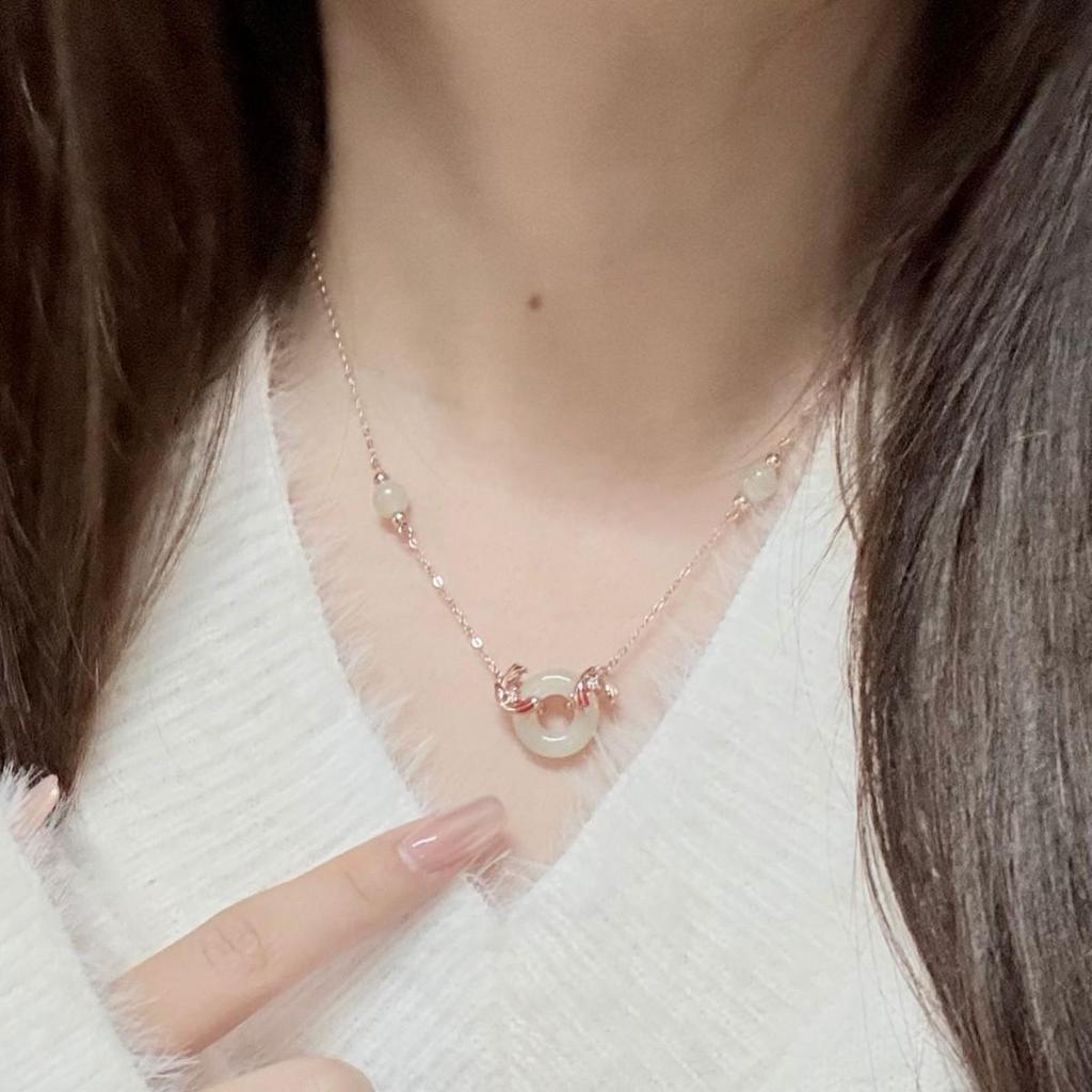 Auspicious Jade Koi Collarbone Necklace - Light Luxury Chinese Style Safety Buckle
