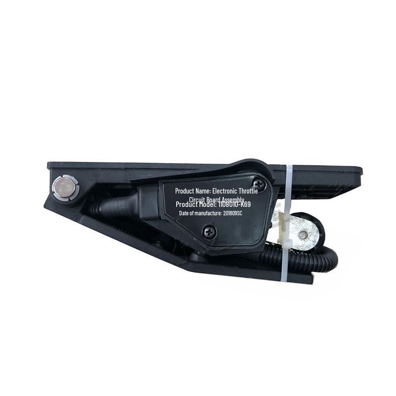 Compatible with Jiefang JH6, J6F, J6P Electronic Throttle Pedal Acceleration Sensor 1108010-6K9