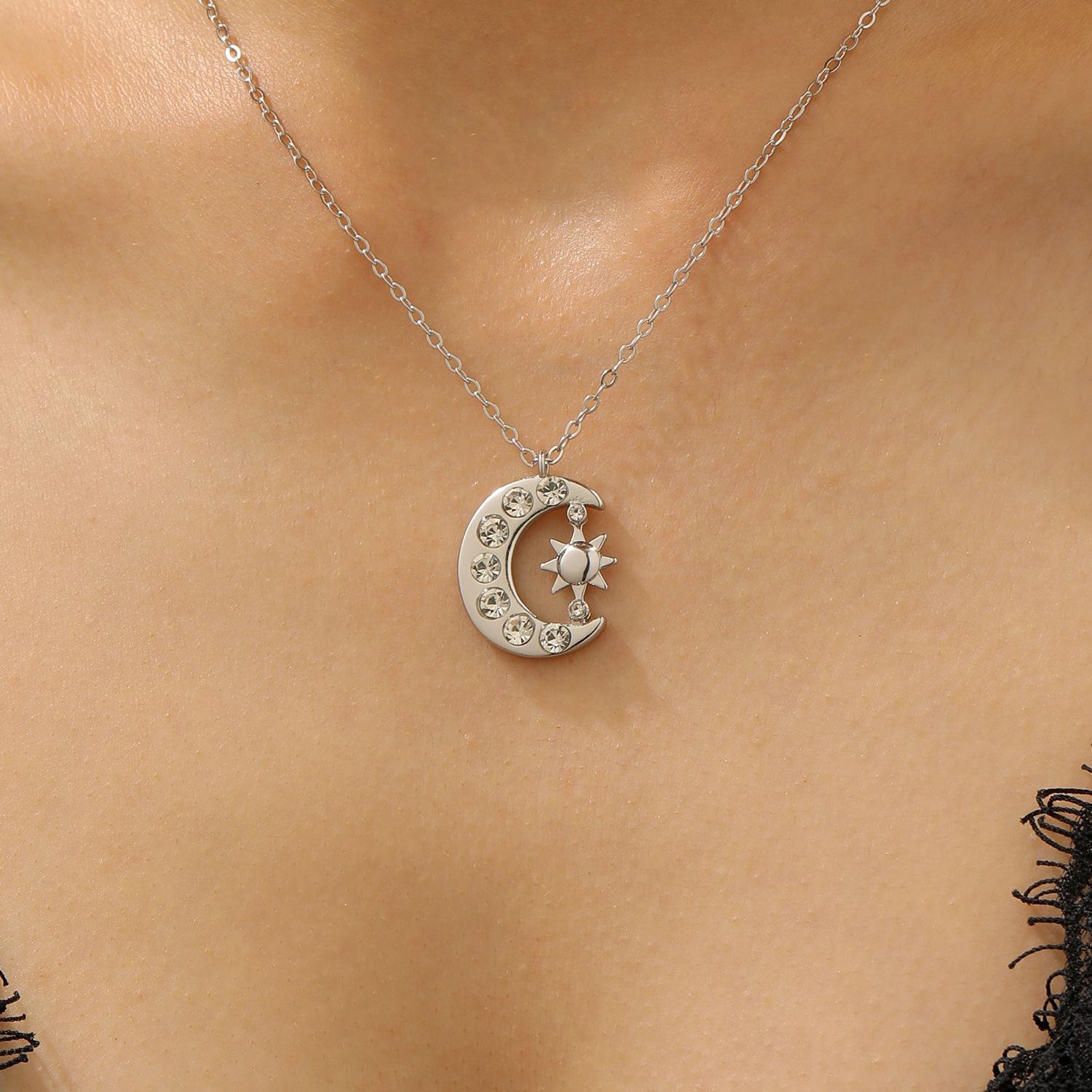 Exquisite Zircon Moon Star Tassel Pendant Necklaces for Women Ladies Bohemian Vacation Collarbone Necklaces Jewelry Accessories