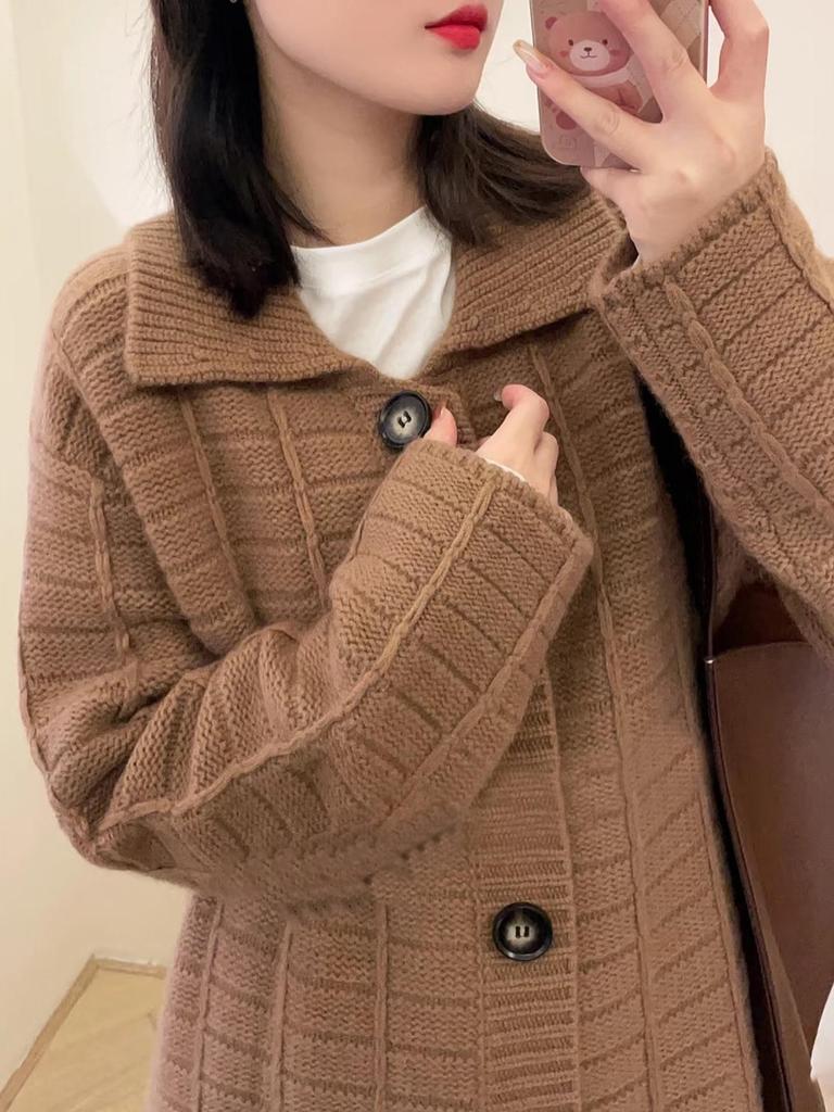 Women's 100% Pure Wool Lapel Cardigan: 2025 Autumn/Winter Loose Thick Knitwear Sweater.