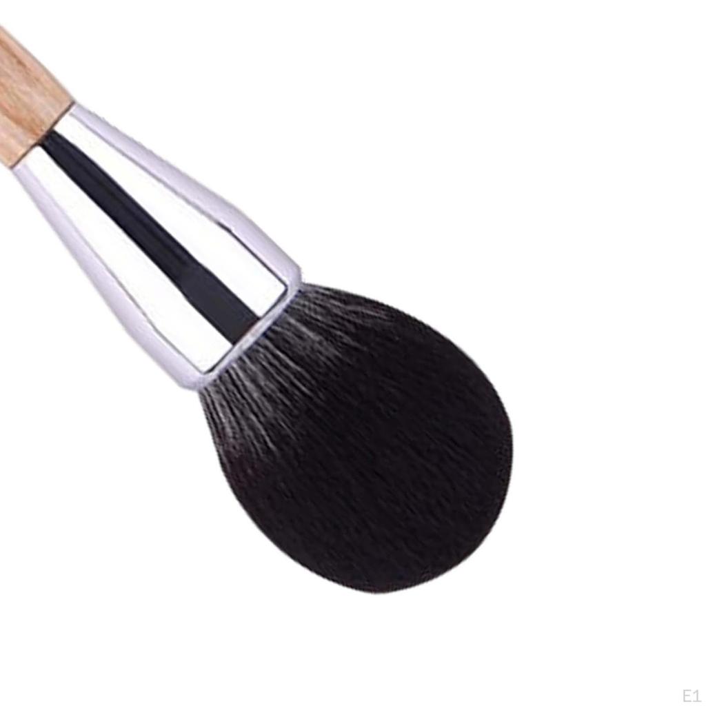 Brush Soft Lightweight Makeup with Handle for Blush