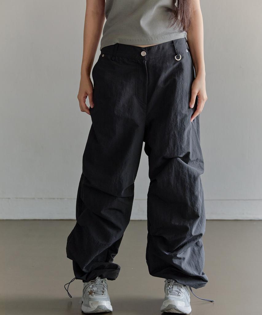 Peulleoti Label Point Nylon Parachute Pants (Charcoal)