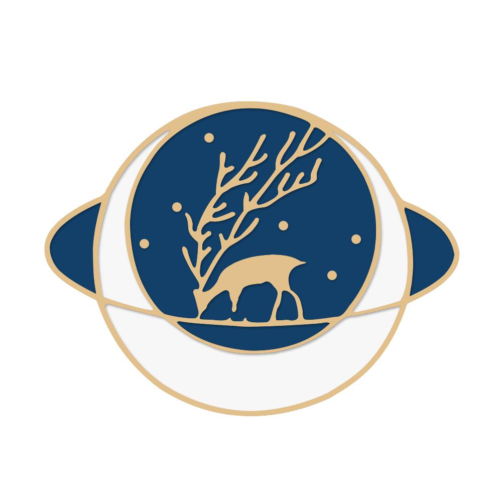Blue White Elk Series Lapel Pins Animal Deer Romantic Starry Sky Brooch Cute Exquisite Bag Enamel Badges Christmas Jewelry Gifts
