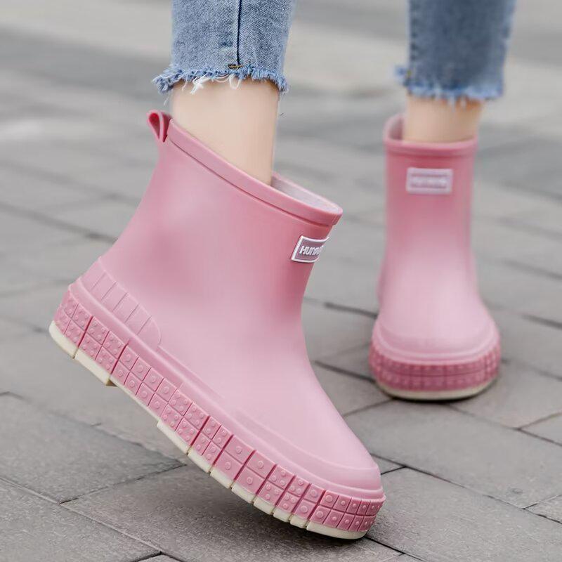 Japanese Style Women's Lightweight Waterproof Galoshes - Non-Slip Short Ankle Rain Boots