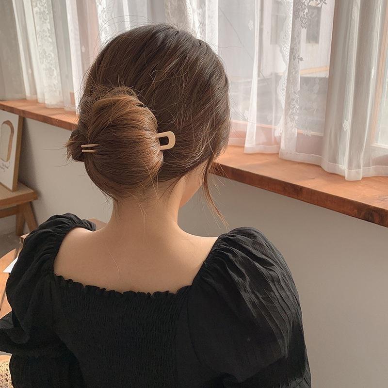 Fashion Candy Color Hair Sticks for Women Shell Hair Clip Pins 1pcs Minimalist U Shape Girls Hairpins Hair Bun Maker Headwear