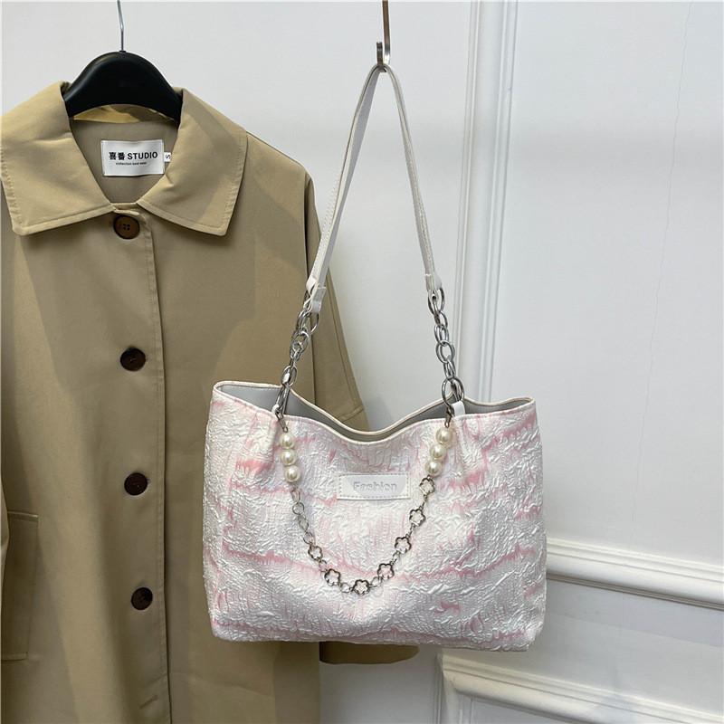 Trendy Summer Tote Bag For Women With Attractive Colors Ideal For College Use