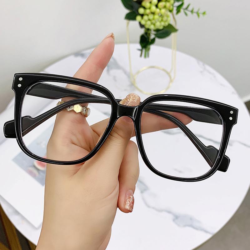 New Anti-blue Light Myopia Glasses - Trendy And Elegant Rectangular Frames For Female Influencers 202