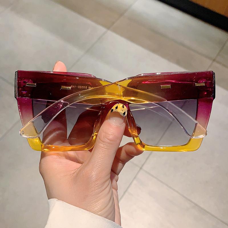 Luxury Designer Big Frame Square Sunglasses Women Men Fashion Vintage Punk Rivet Oversized Shades UV Protection