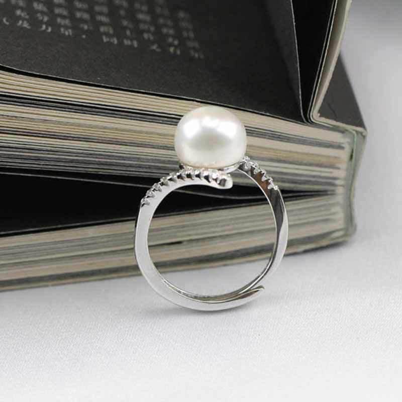 Huitan Romantic Simulated Pearl Rings For Women Luxury Wedding Anniversary Accessories Engagement Rings For Female