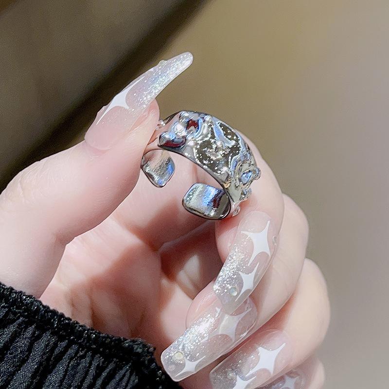 Vintage Retro Kleeblatt Personalisierte Krone Offener Ring Mode Nische High-End Schmuck Damen