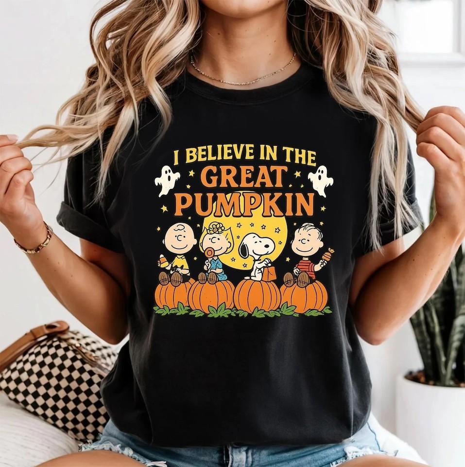 I Believe in the Great Pumpkin Peanuts Gang Halloween Shirt Cute Fall Tee Unisex T-Shirt XXL