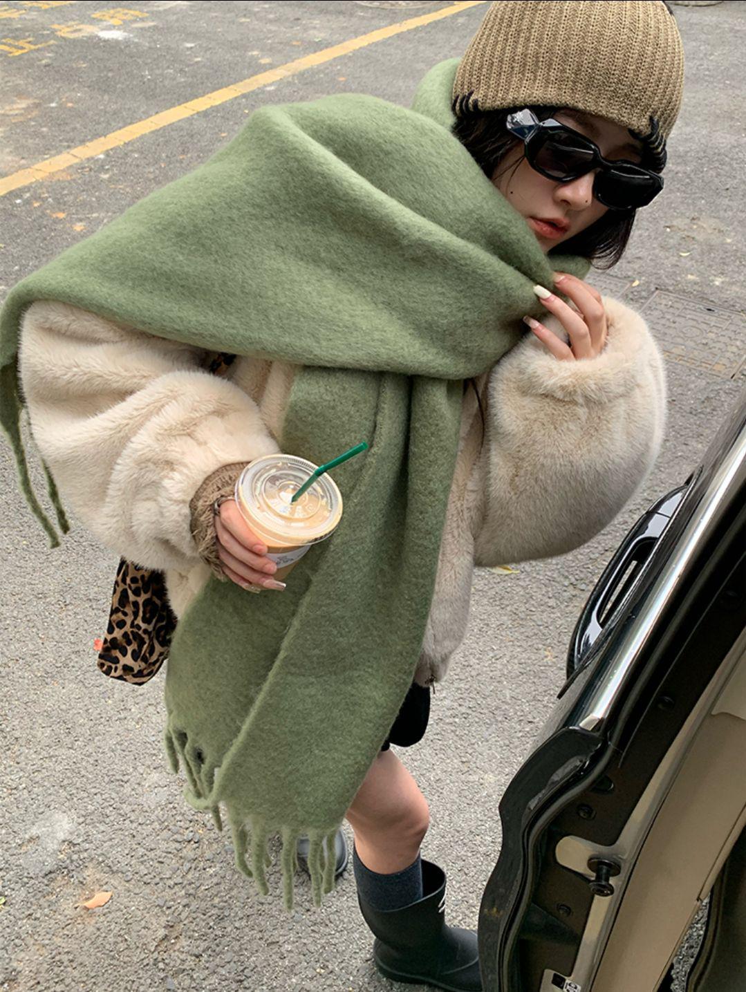 Women s Winter Mohair Scarf - Luxurious Knit with Chunky Tassels, Warm Wool Neck Gaiter Shawl 38*240CM