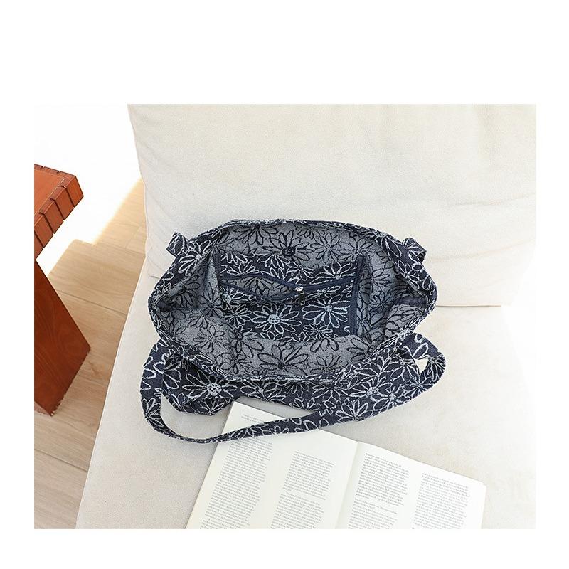 Casual Literary Tote Bag Versatile Fashion Embroidery Washing Water Flower Contrasting Color Shoulder Women's Bag