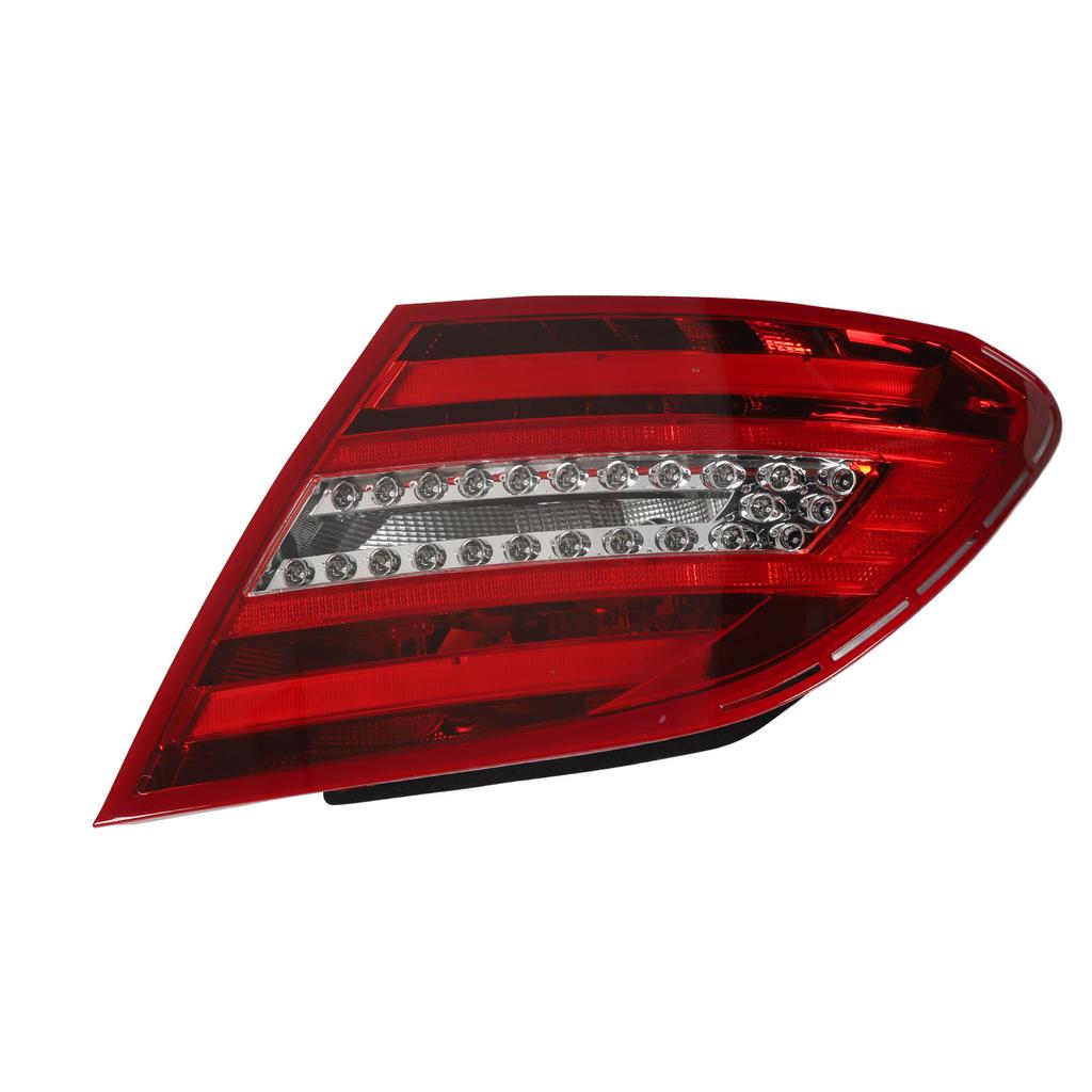LED Taillight Super Bright Waterproof Plug and Play Replacement for Benz C‑ Class W204 Facelift 2011 To 2015 Right