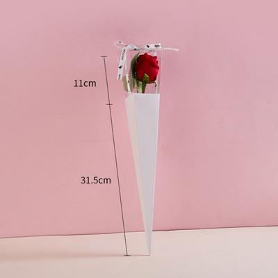 Decorațiuni pentru casă – Flori decorative şi coroane de flori