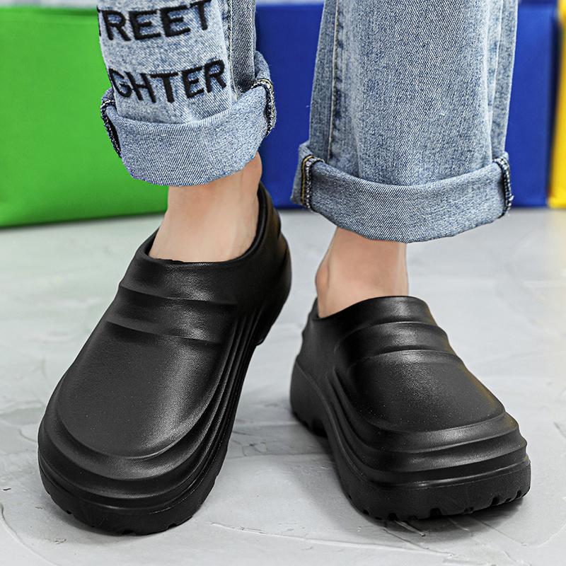 Fashion Summer Men's Shoes Anti Slip Indoor Kitchen Work Lightweight Waterproof New Fashion Garden Shoes Anti Slip Beach Shoes 39-48