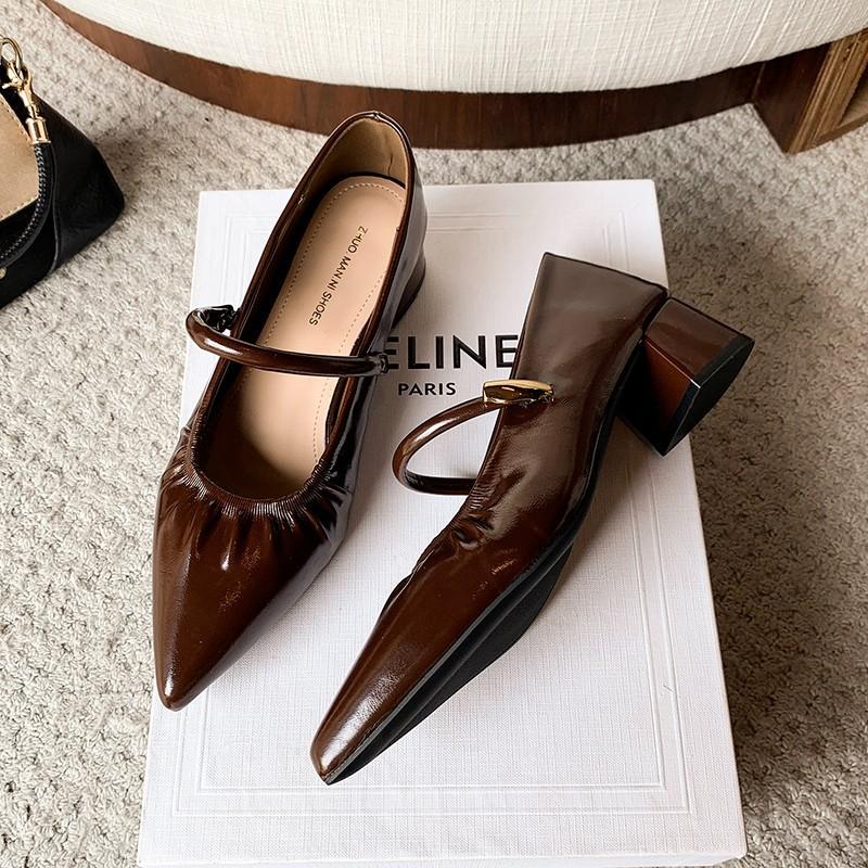 Vintage spitzer dicker Absatz braunes Wort mit Mary Jane Schuhen Damen Sommer 2025 vielseitig leichter Mund professionelle schwarze High Heels