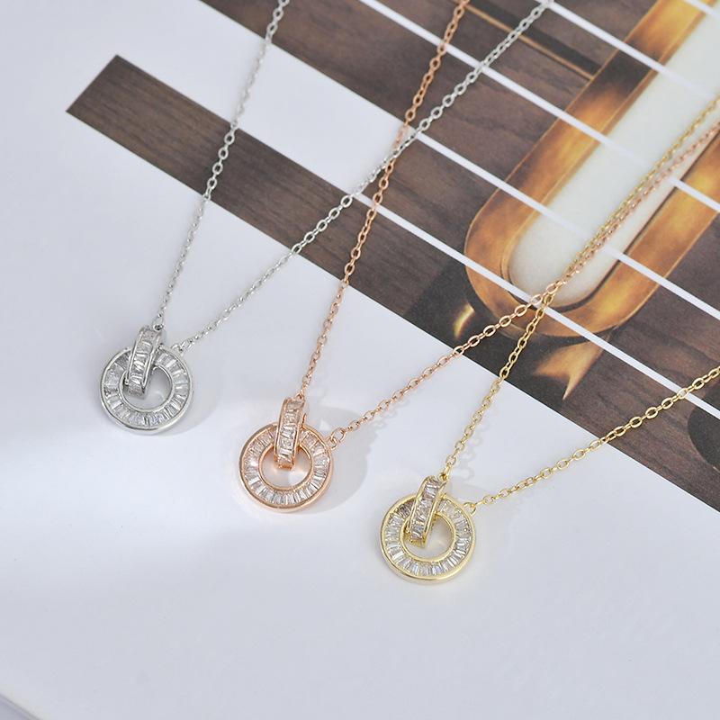 Colliers pour femmes mode coréenne sexy chaîne de clavicule féminine bijoux conception de niche sens du collier à double anneau entrelacé