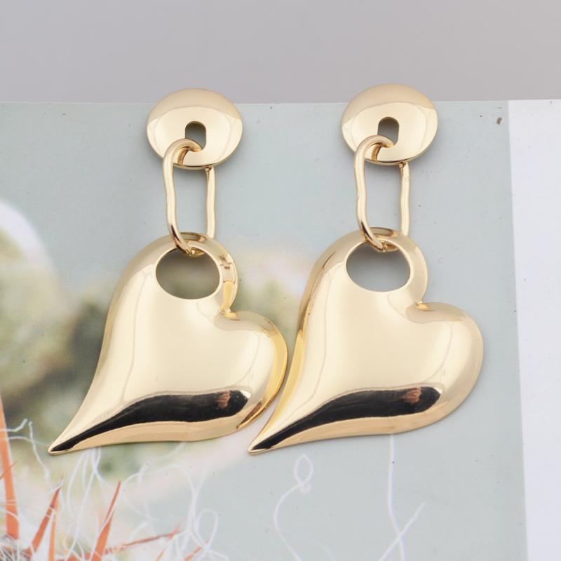 Exaggerate Irregular Big Heart Geometry Metal Golden Long Pendant Earring for Women New Trend Brincos Wedding Jewelry