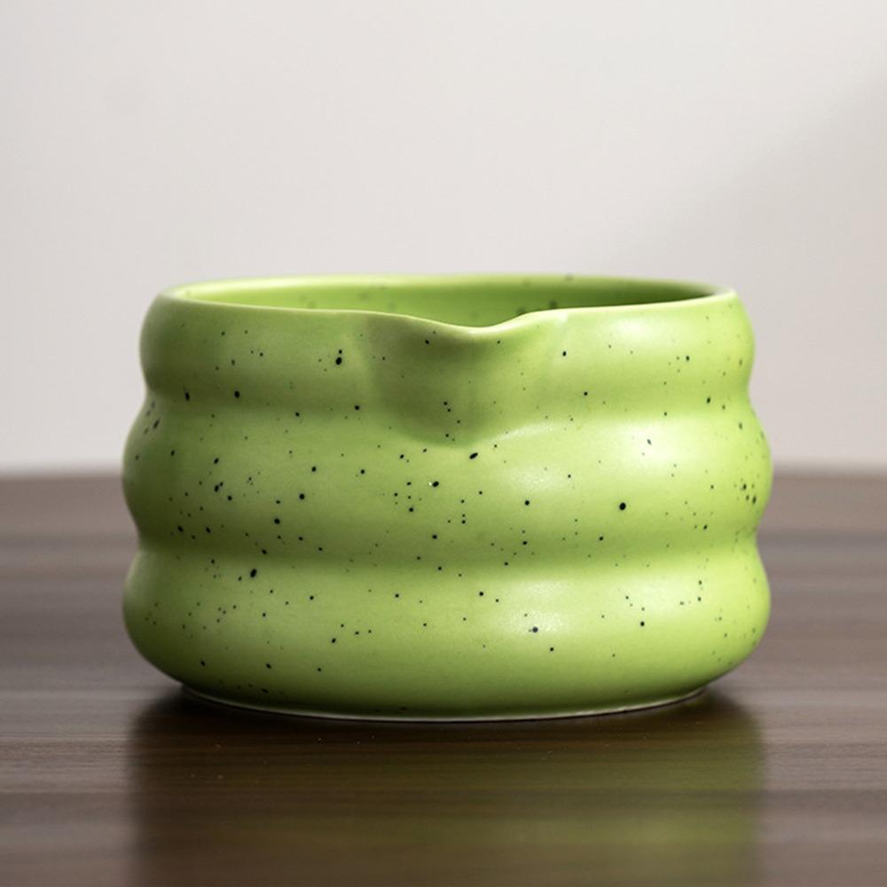 Traditional Ceramic Tea Matcha Bowl Durable Handmade Gradient Green Tea Maker Cup for Japanese Matcha Preparation Tea Lovers