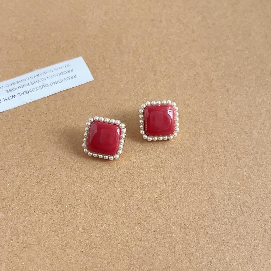 Elegant Retro Red Heart Pearl Earrings for Women - French Style Jewelry