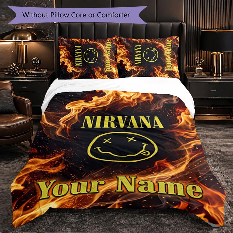 Set Biancheria da Letto Personalizzato con Nome Testo Nirvana, 1 Copripiumino & 2 Federe Regalo Personalizzato per Camera da Letto