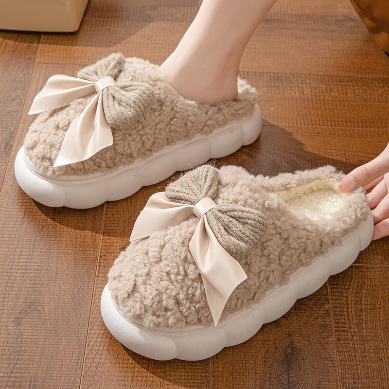 Cotton Slippers Ladies 2025 Winter New Velvet Warm Cotton Drag Girl Bow Cotton Shoes Panda