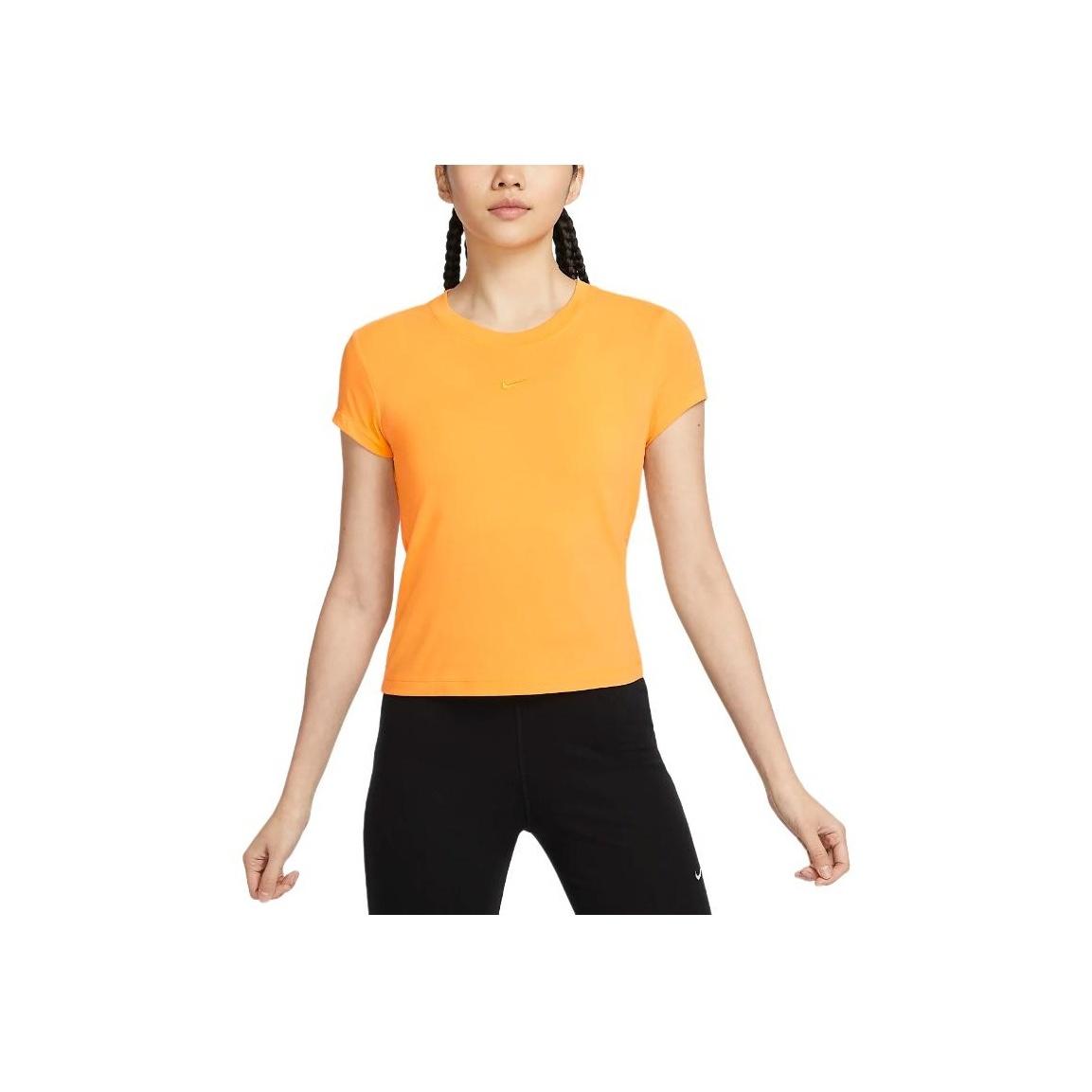 

Nike Спортивная одежда Chill Knit Узор с вышивкой логотипа Футболка с коротким рукавом и круглым вырезом однотонная Женские топы Солнечно-желтый FV5509-717 M