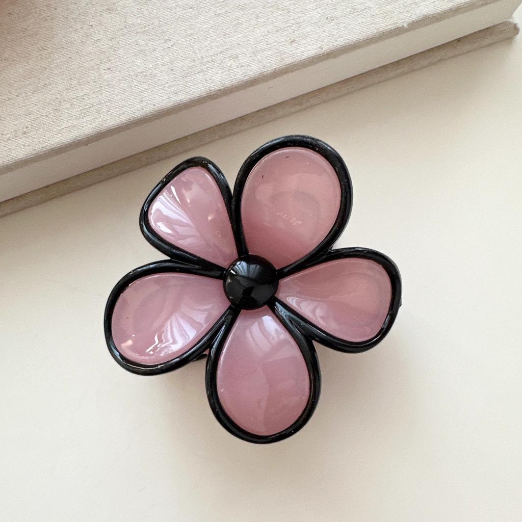 Flower Hair Claw Clip for Women Fashion Hair Clips Crab Clamp Barrettes Girls Hair Accessories Summer Shark Hairpin Headwear 1pc