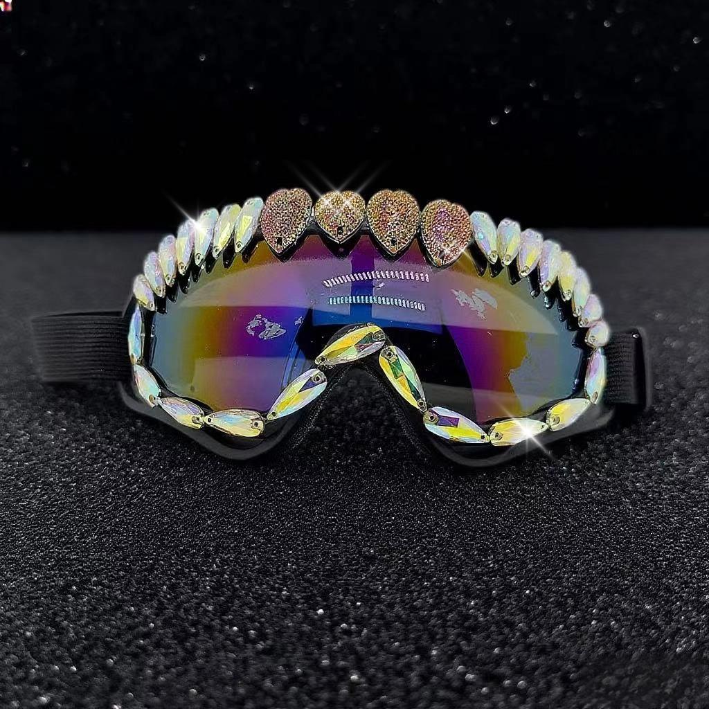 Attractive Glasses Women's Luxury Cool Ski Goggles Sunglasses For Girl Super Bling Shining Rhinestone Windproof Outdoor Riding Motorcycle Shades