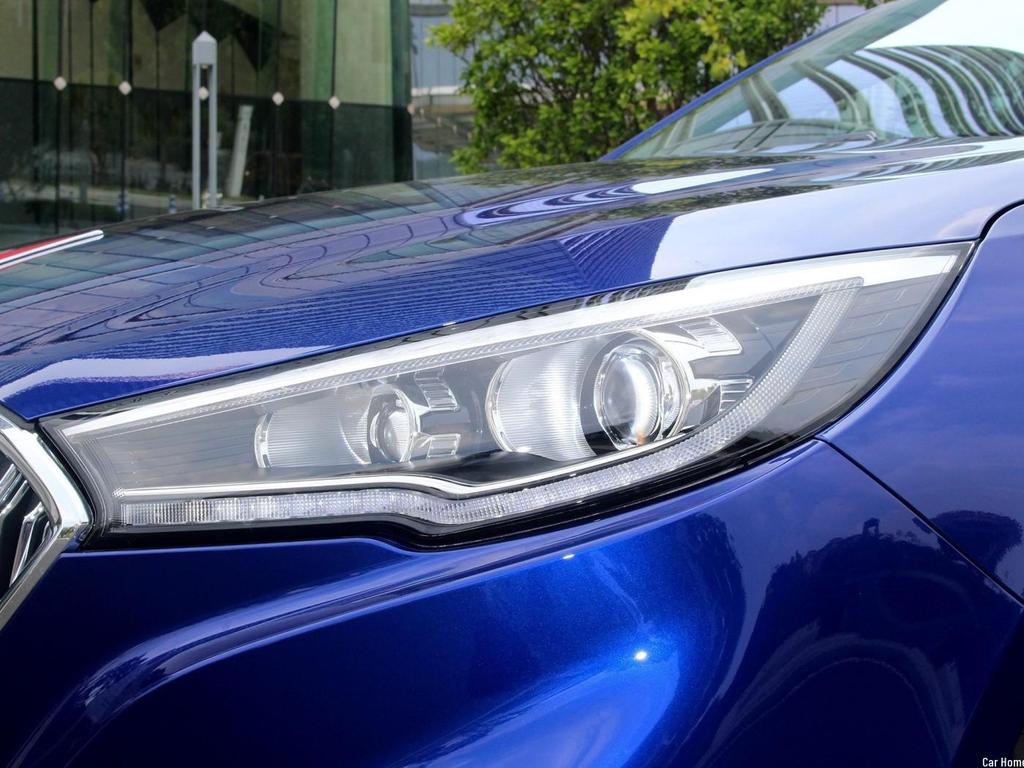 Headlight Assembly for 18-20 Hongqi H5: High/Low Beam Car Lighting