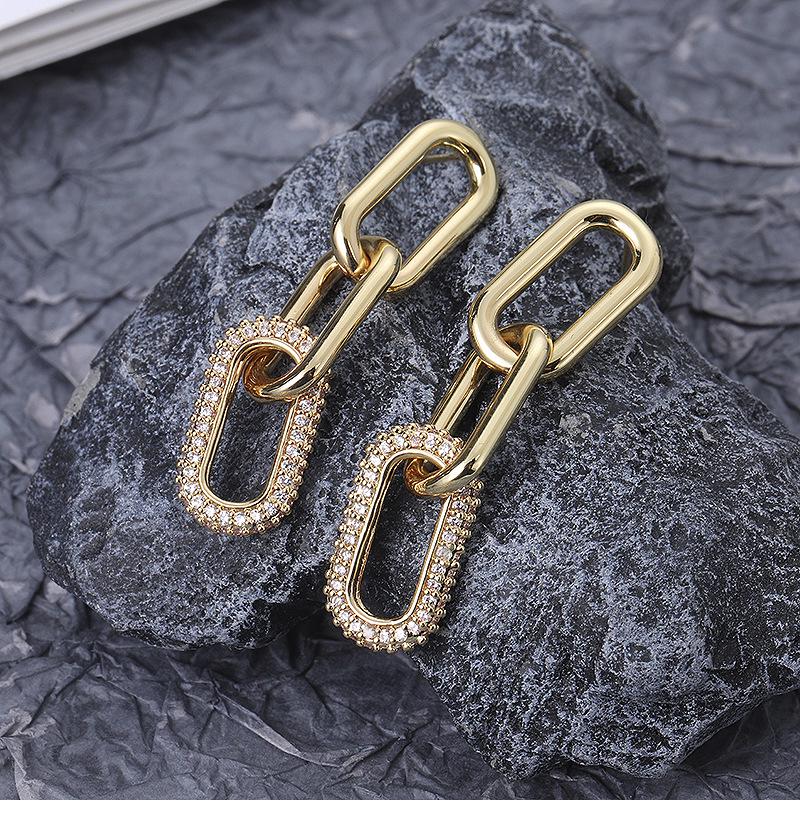 

Комплект ожерелья и серег с овальным цирконом и золотом: Универсальная весенняя мода для влиятельных женщин