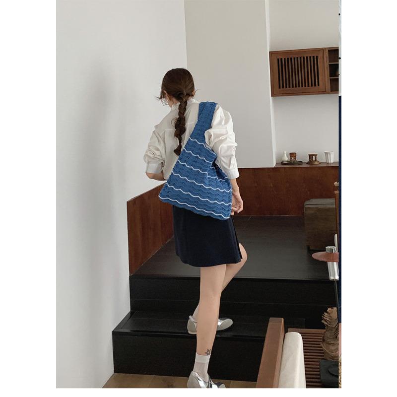 Wavy Polyester Knit Tote Bag for Women Oversized Handheld Shoulder Shopping Purse