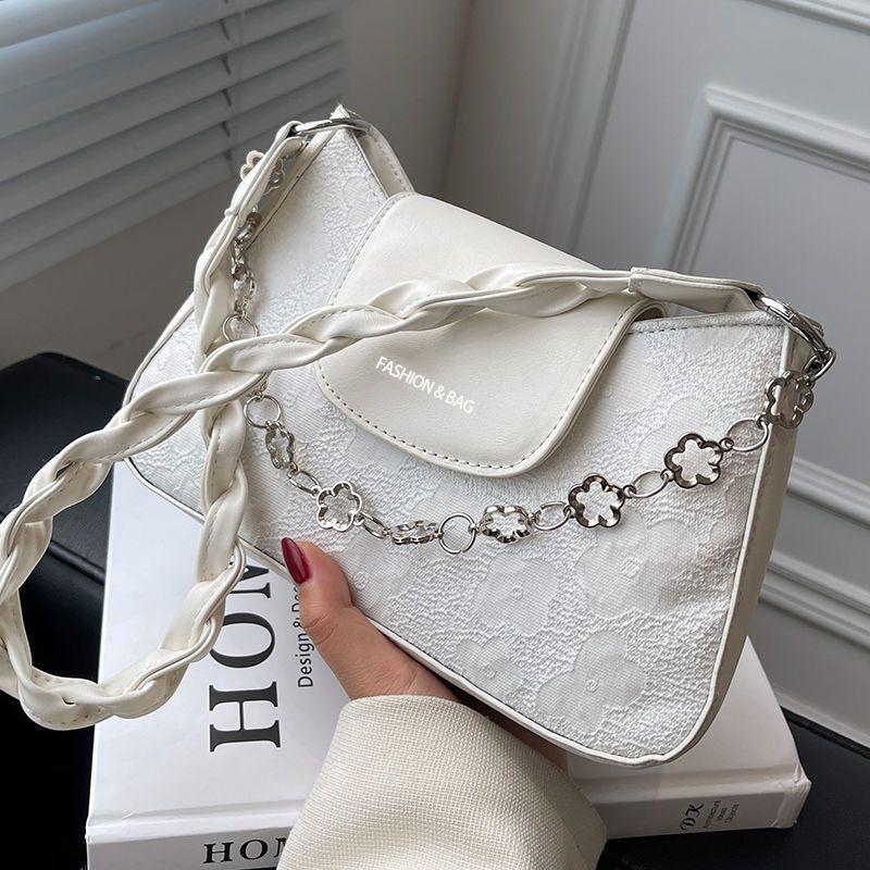

Autumn and winter new summer trend handbag bag women s simple Korean version niche design versatile shoulder messenger bag small square bag