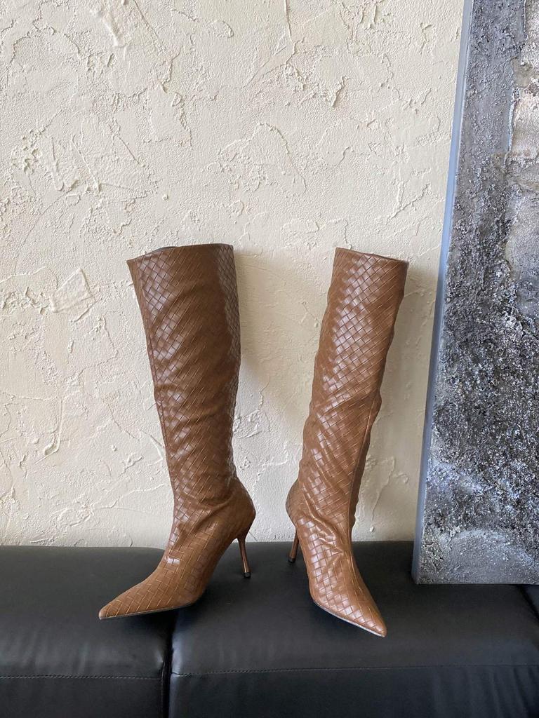 2025 new European and American style woven surface thin versatile pointed thin heel boots