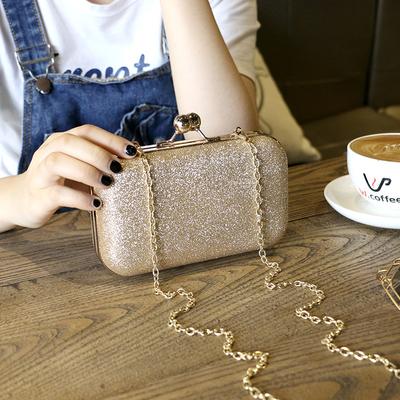 Personalizovaná a módní crossbody taška, mini klipová večerní taška, řetízková taška, dámská taška přes jedno rameno, do ruky