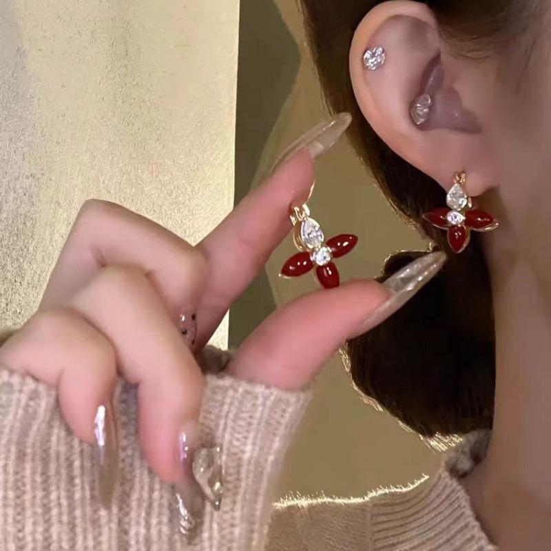 Fashion Temperament Sweet Flower Stud Earrings Women's Red Bow Flower Earrings Versatile Exquisite Daily Atmosphere Earrings