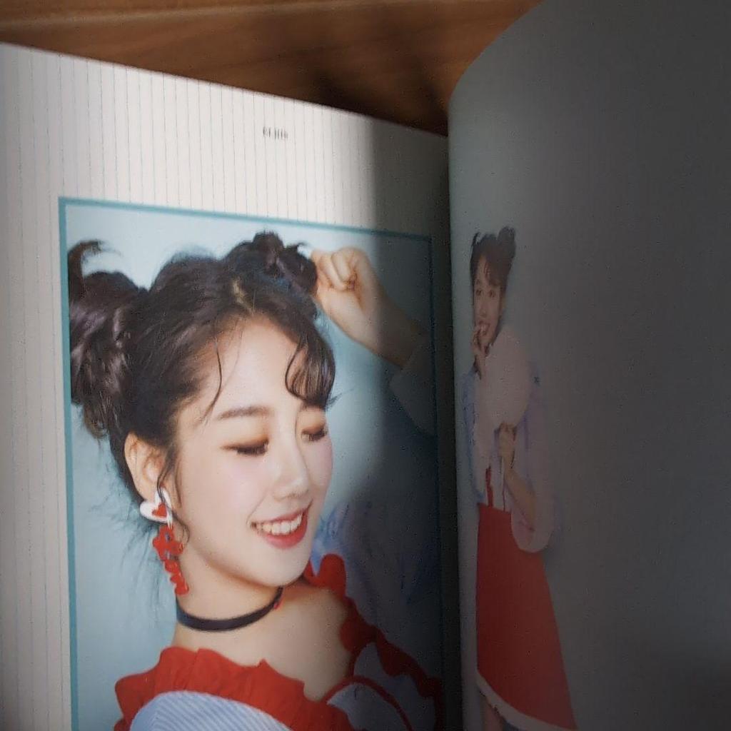 [USED] ELRIS WE,first Ellis ALICE Out of Print Trading Card Available ERLIS