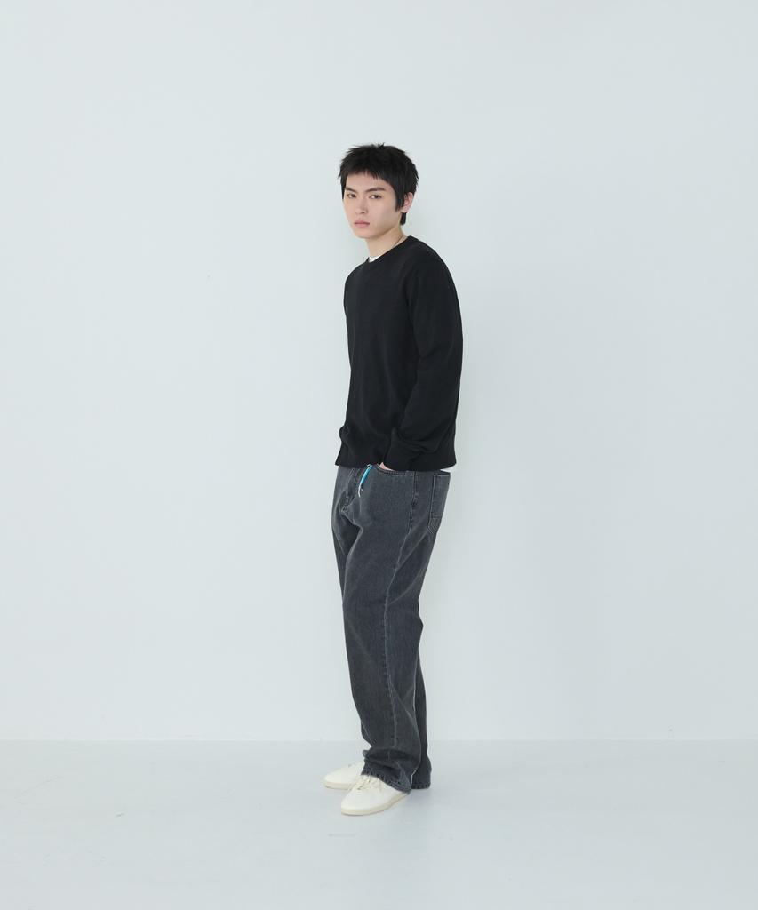 Deossingindeeodeeo Composed Slit Knit Black