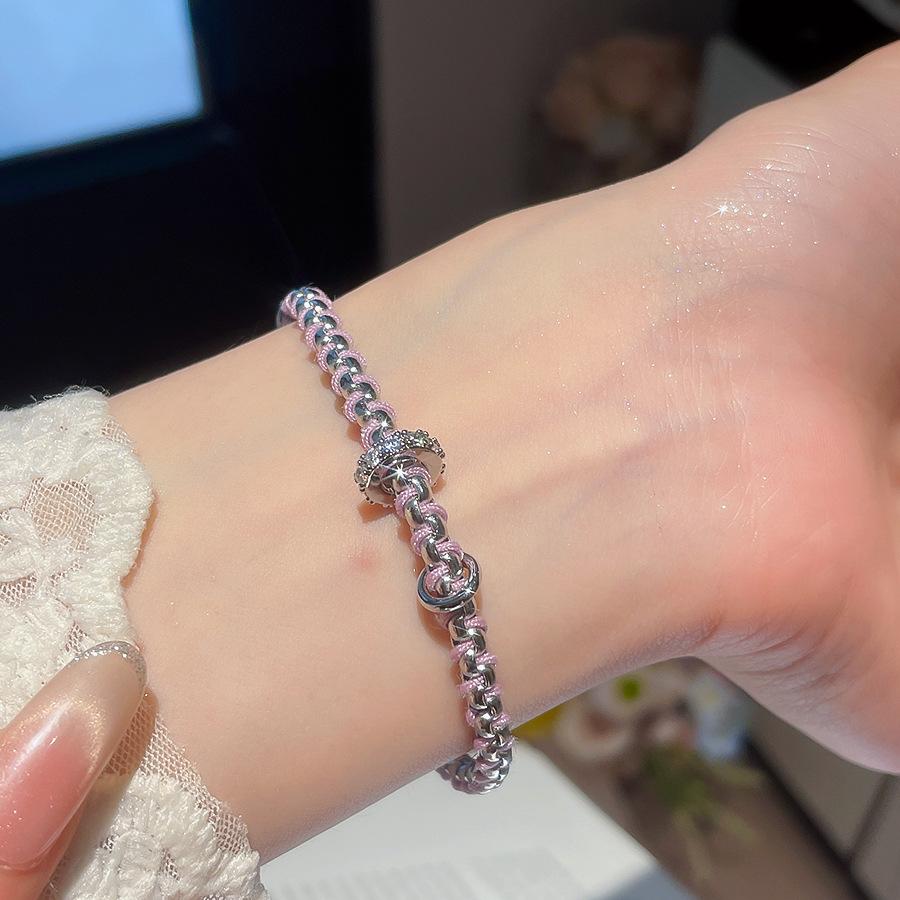 Elegant Zirconia Flower Bracelet: Luxurious Five-Petal Rope Design for Women