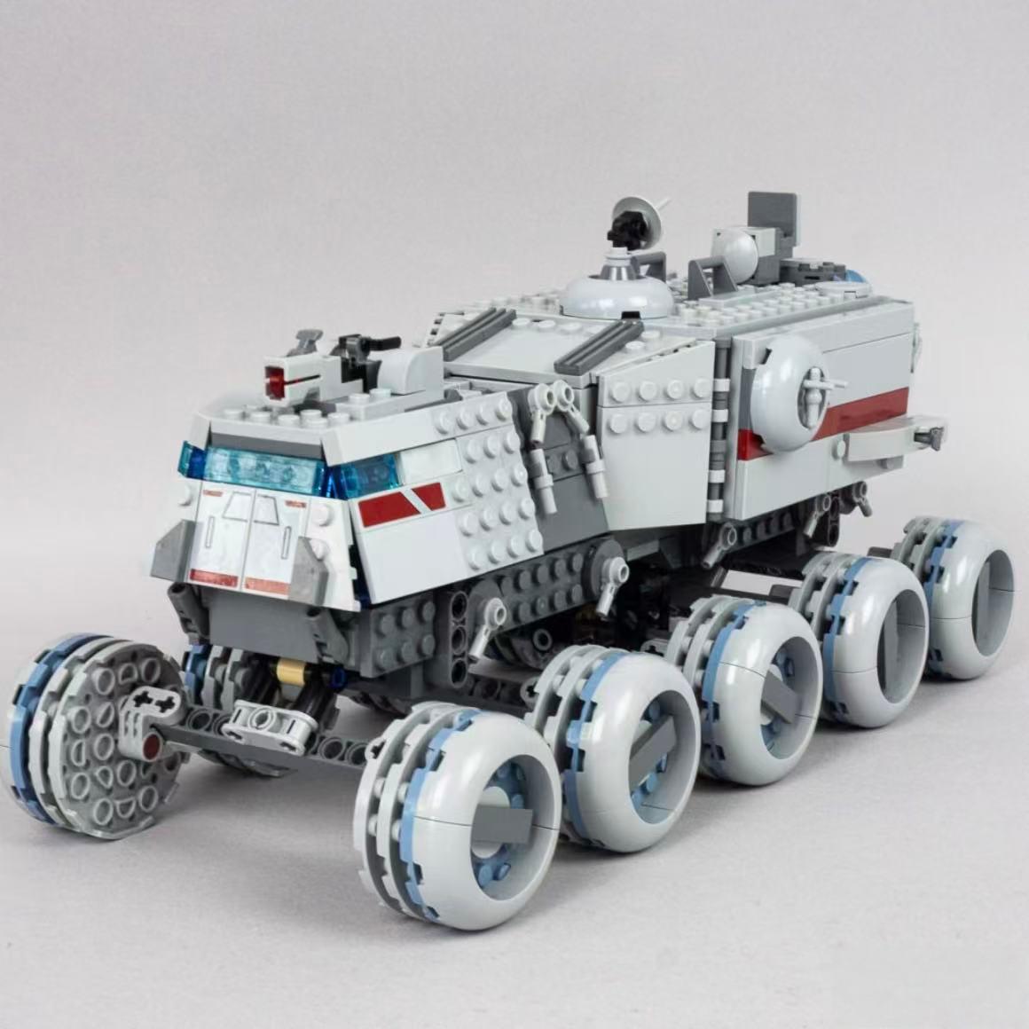 

MINISO 2025 New Republic Building Blocks Set 813PCS Educational Assembly Toy for Adults Kids Birthday Christmas Gifts