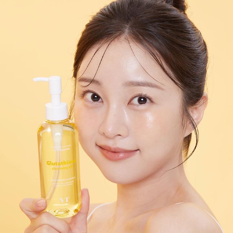 VT COSMETICS Glutathione Glow Cleansing Oil 200ml