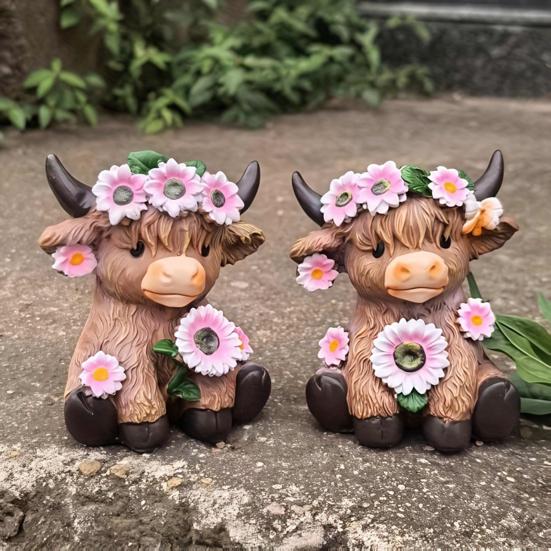 Highland Cow Vase Cute Cow And Flower Resin Vase Decorative Planter Without Drain Hole for Plants Flowers Home Outdoor Indoor Decor