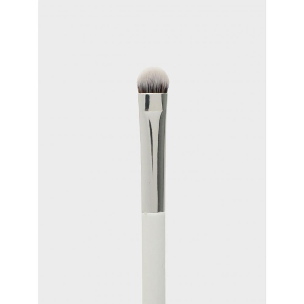 Daiso Point Shadow Brush 502