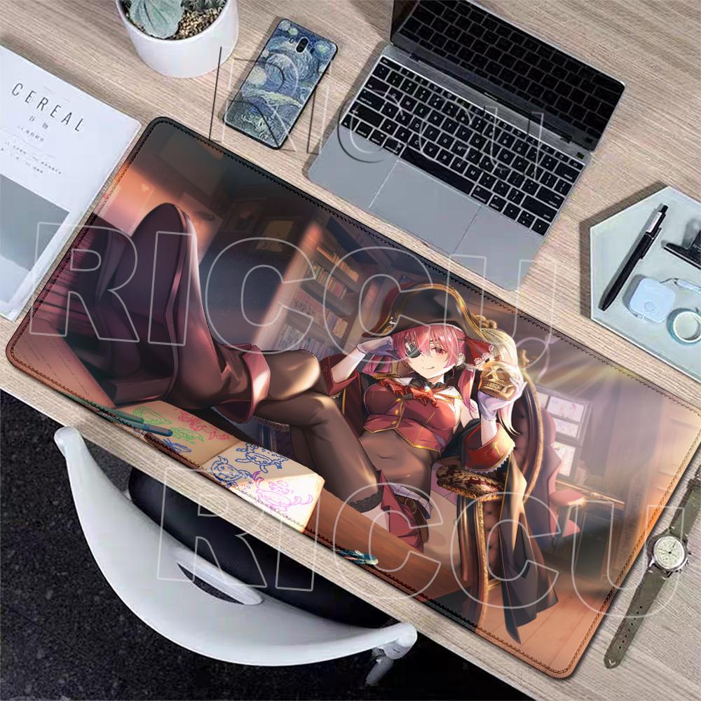 Mauspad Laptop Spiel Hololive Houshou Marine Mechanische Tastaturunterlagen Niedliches Anime-Mädchen Rutschfeste Schreibtischmatte Gummi-Verriegelungskanten-Pads