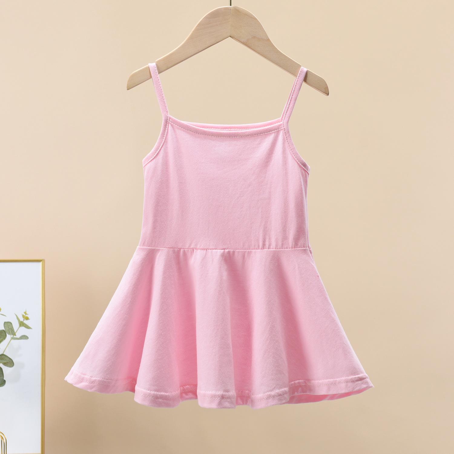 

Trendy 2022 Korean-Style Girls Suspender Princess Dress – Fashionable Summer Wear for Kids Size 100 (Runs Small)