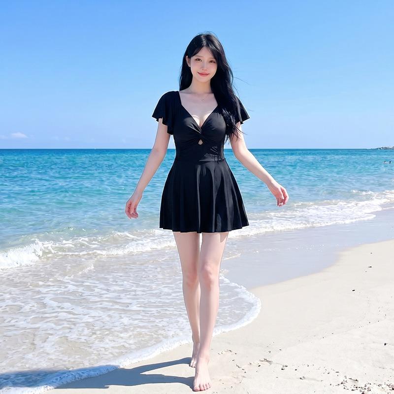 Add swimsuit women's new loose and slightly fat sister conservative one-piece skirt type to cover the meat and show thinness hot spring