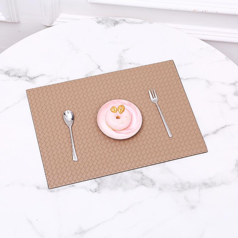 

Woven PVC Leather Placemat Waterproof Oil-Proof Heat Resistant Dining Table Mat Anti-Scald Kitchen Plate Pads Tabletop Protector 44.5x33cm 1pc